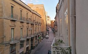 384 Guesthouse Rooms & Suite Enna